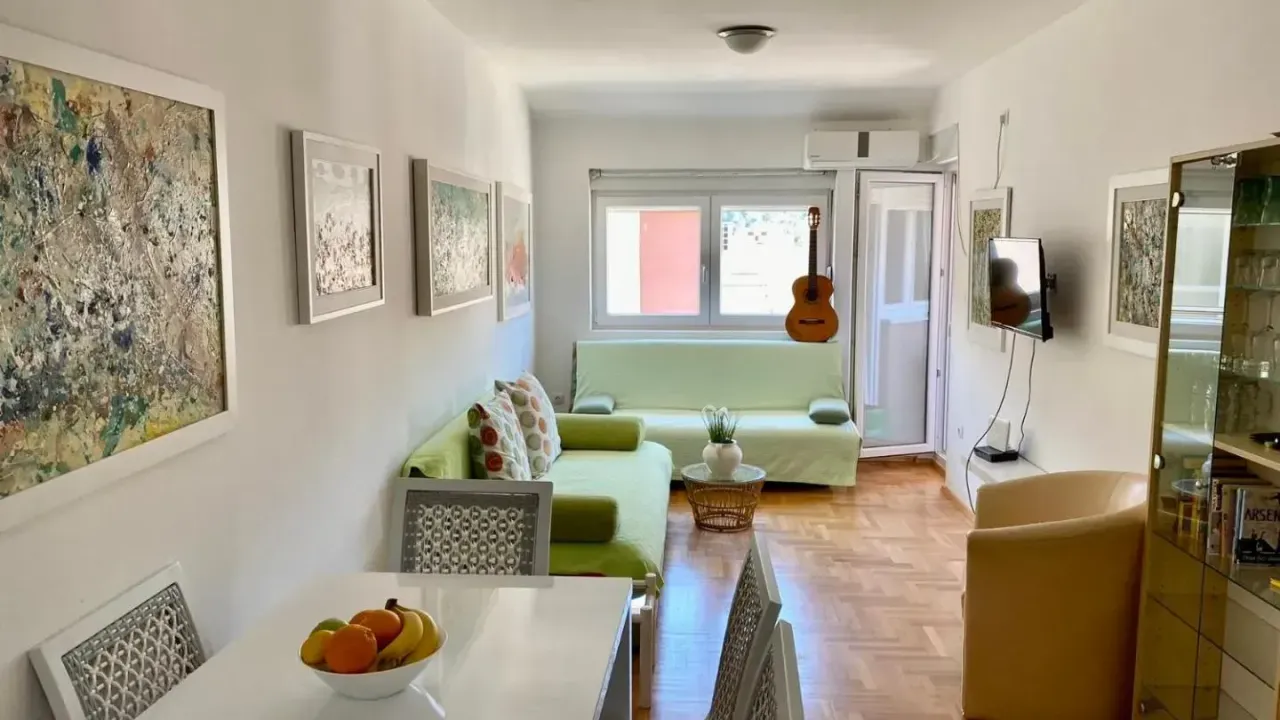 Rent, one bedroom apartment, 45m², Rozino, Budva
