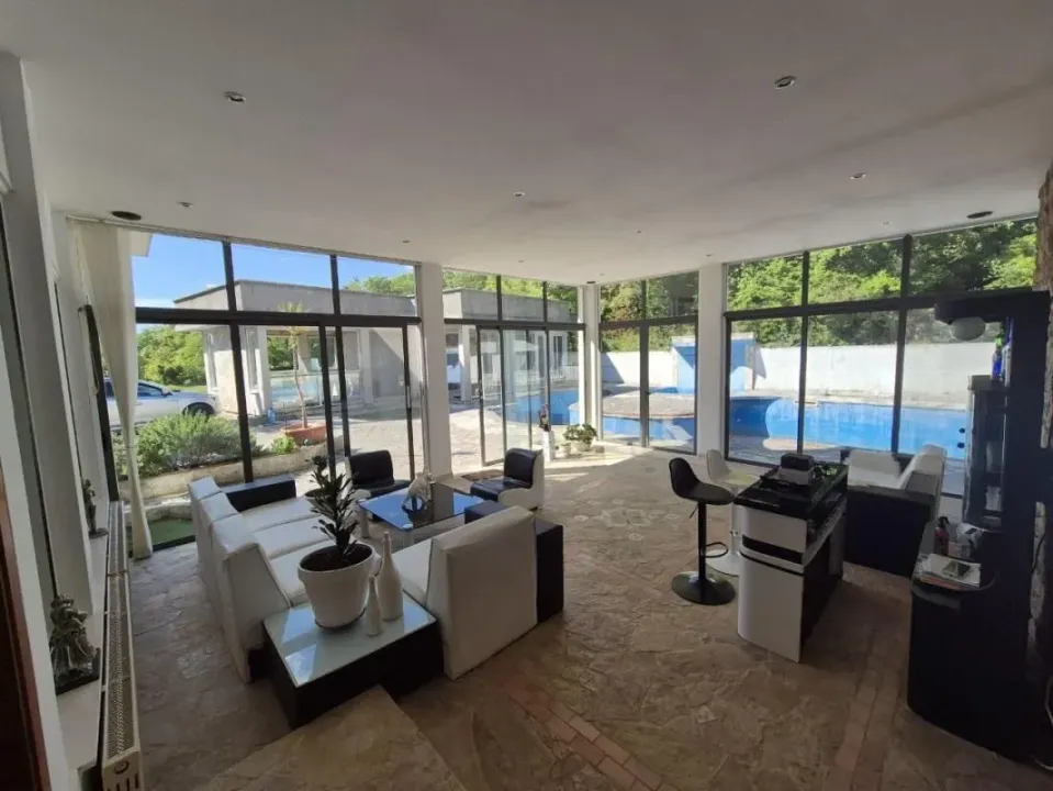 Sale, house, 222m², Utjeha, Bar