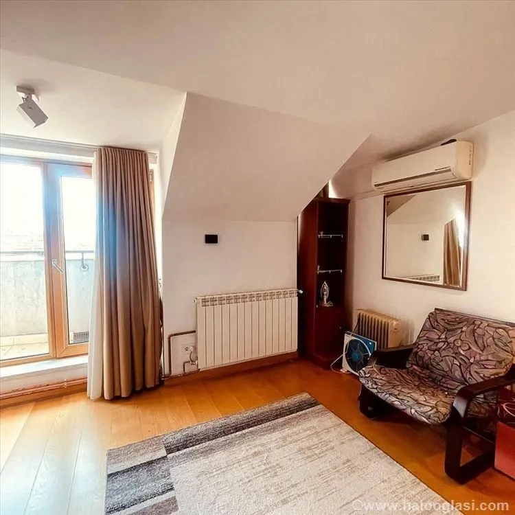 Izdavanje, trosoban stan, 137m², Vračar Hram, Vračar Sve Podlokacije