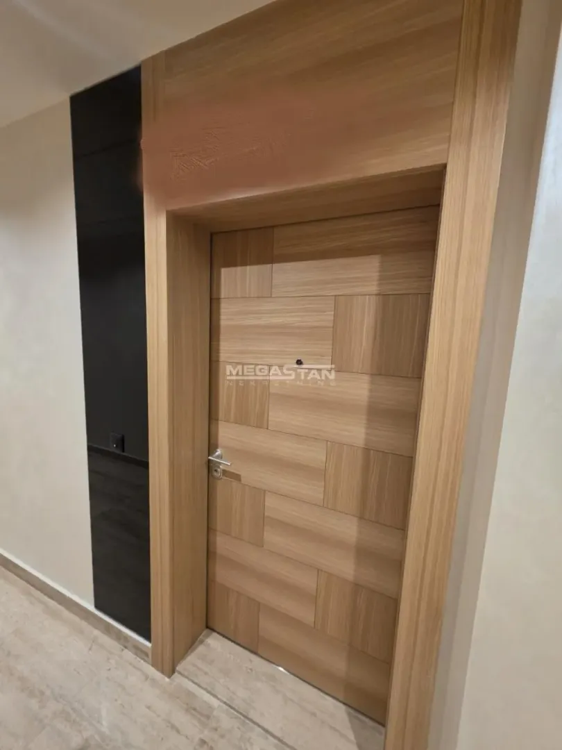 Izdavanje, dvosoban stan, 44m², Novi Beograd Blok 64, Novi Beograd Sve Podlokacije