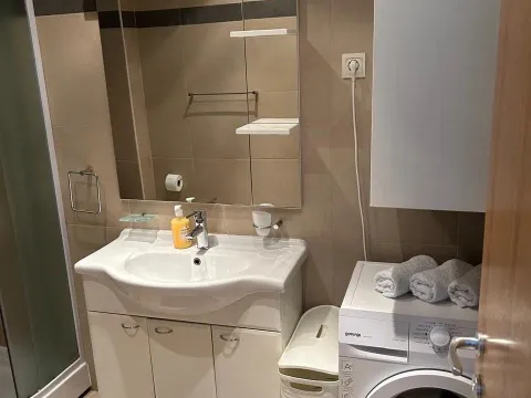 Prodaja, jednosoban stan, 47m², Pržno, Budva - image 6