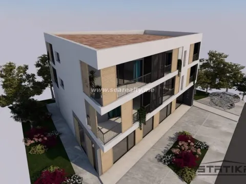 Prodaja, plac, 700m², Budva, Crna Gora - image 1