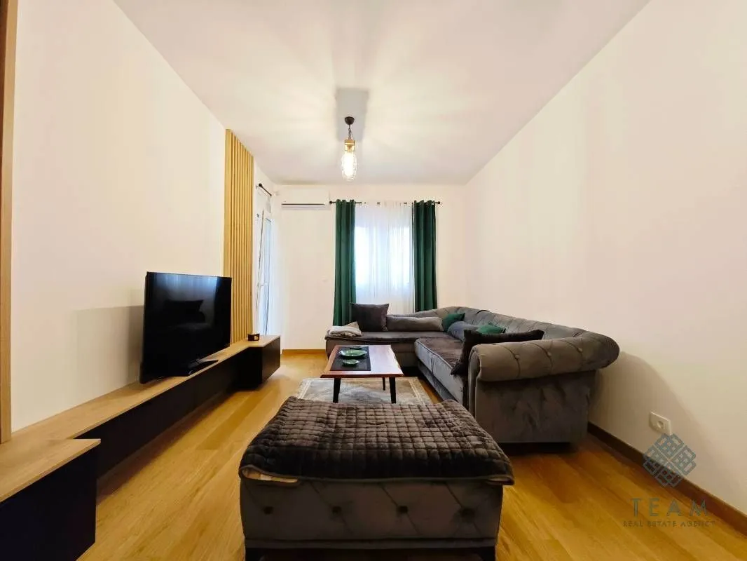 Izdavanje, jednosoban stan, 47m², New City, Podgorica