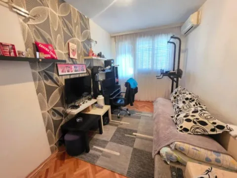 Prodaja, dvosoban stan, 76m², Drpe Mandića, Podgorica - image 7