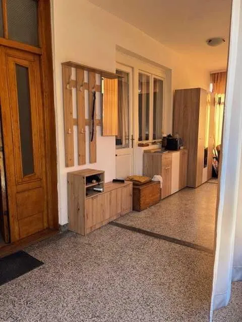 Prodaja, kuća, 103m², Centar, Inđija