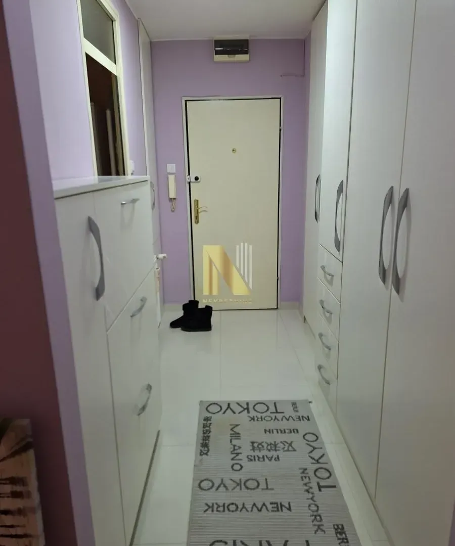 Prodaja, garsonjera, 29m², Novo naselje, Novi Sad