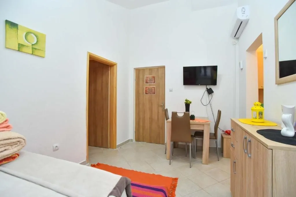 Sale, house, 179m², Petrovac, Budva