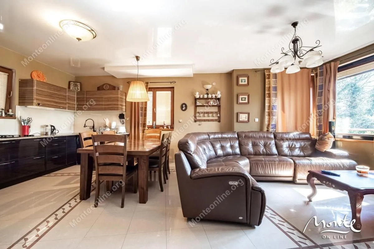 Prodaja, kuća, 250m², Bijela, Herceg Novi