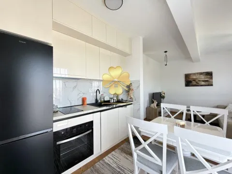 Rent, one bedroom apartment, 40m², 1 maj, Podgorica - image 6