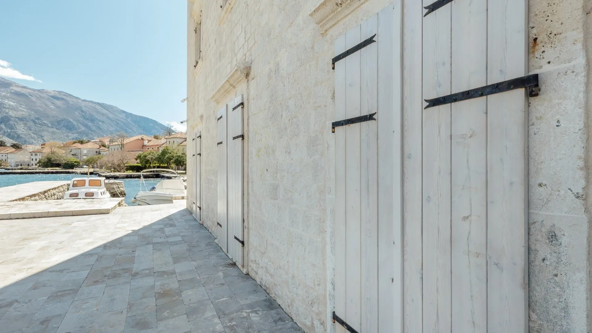 Sale, house, 550m², Prčanj, Kotor