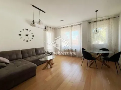 Izdavanje, trosoban stan, 64m², Vukov Spomenik, Zvezdara Sve Podlokacije - image 2