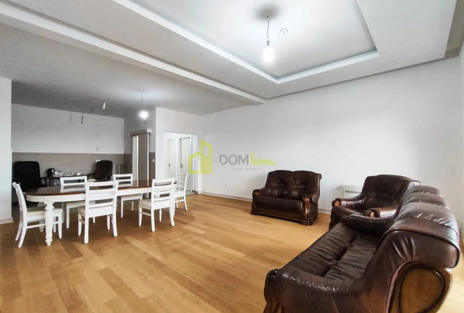 Prodaja, trosoban stan, 139m², Gornja Gorica, Podgorica