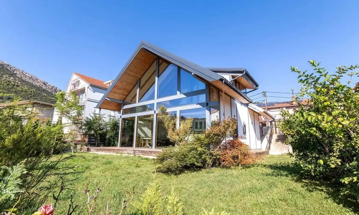 Sale, house, 162m², Tivat, Crna Gora