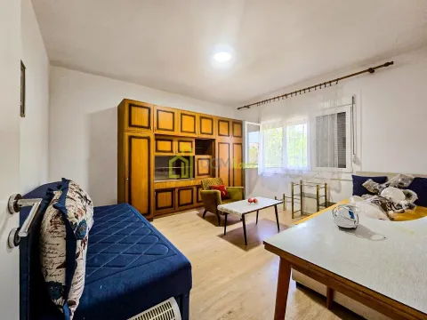 Izdavanje, trosoban stan, 100m², Zagorič, Podgorica - image 12