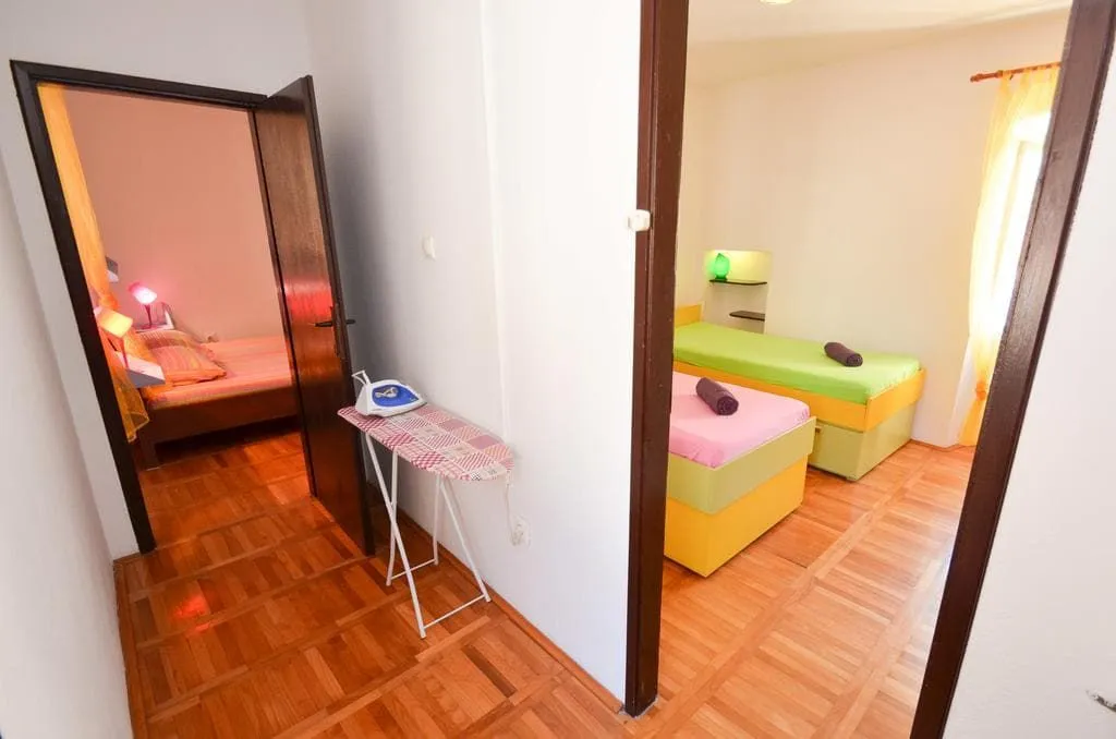 Sale, house, 240m², Kotor, Crna Gora
