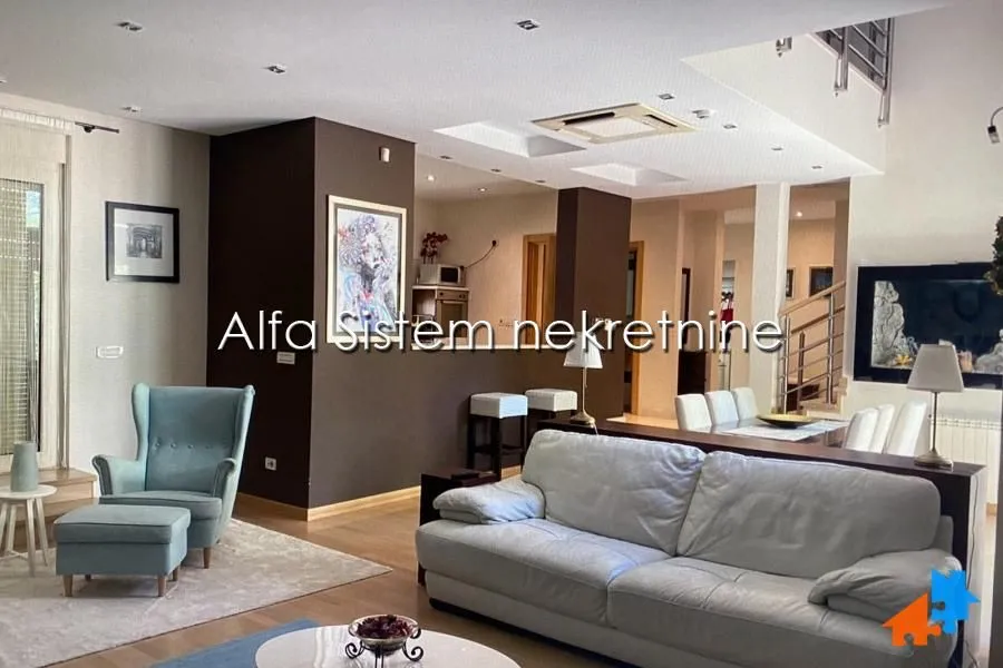 Rent, house, 320m², Savski Venac, Beograd
