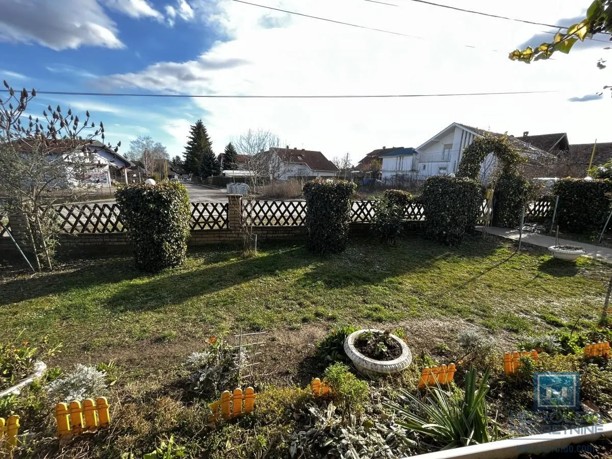 Prodaja, kuća, 218m², Budžino brdo, Jagodina