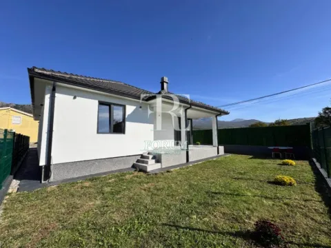 Izdavanje, kuća, 170m², Murtovina, Podgorica - image 11