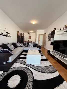 Rent, three bedroom apartment, 96m², Preko Morače, Podgorica - image 2
