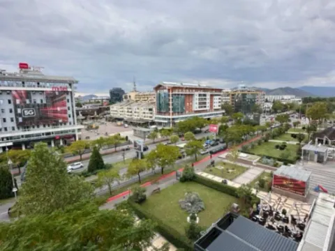 Izdavanje, dvosoban stan, 75m², Preko Morače, Podgorica - image 6