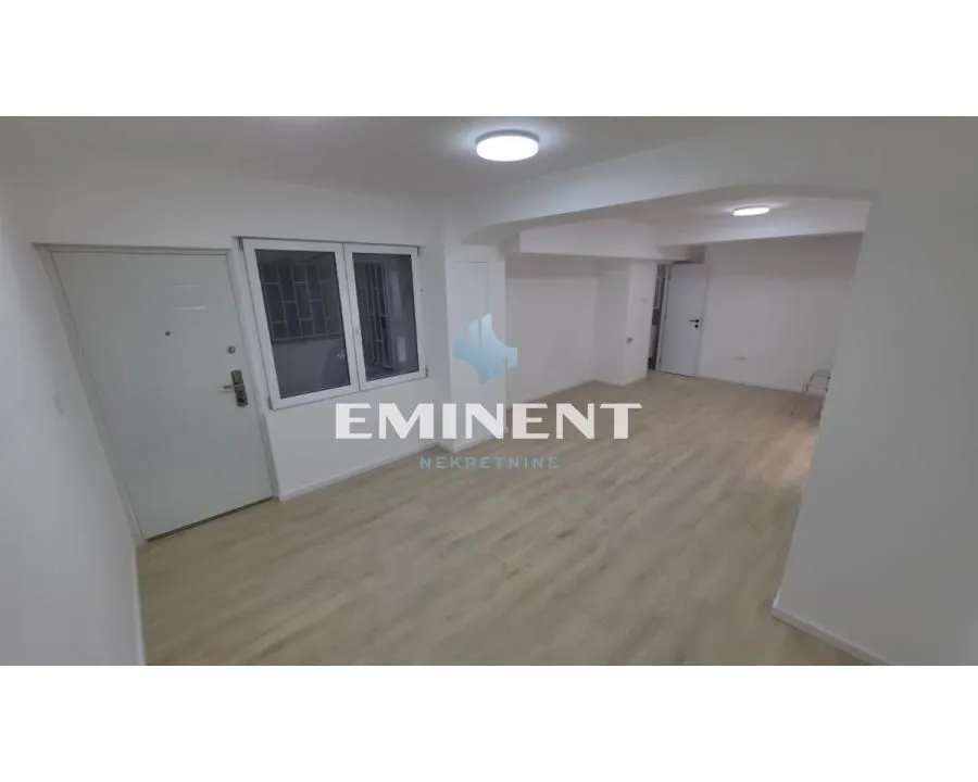 Rent, office space, 37m², Savski Venac, Beograd