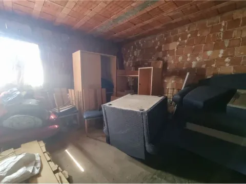 Prodaja, kuća, 345m², Niš, Srbija - image 2