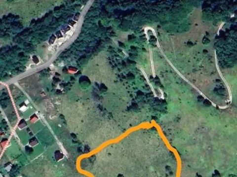 Zemljište in Veruša