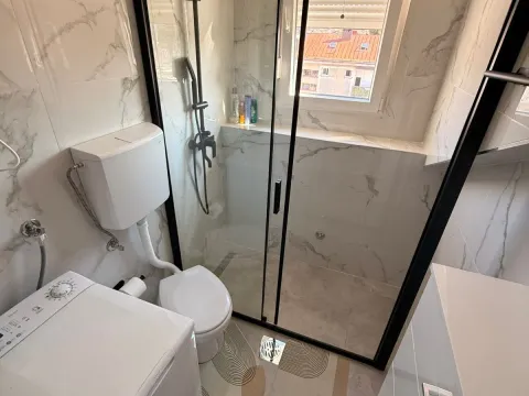 Izdavanje, jednosoban stan, 45m², Centar, Cetinje - image 8