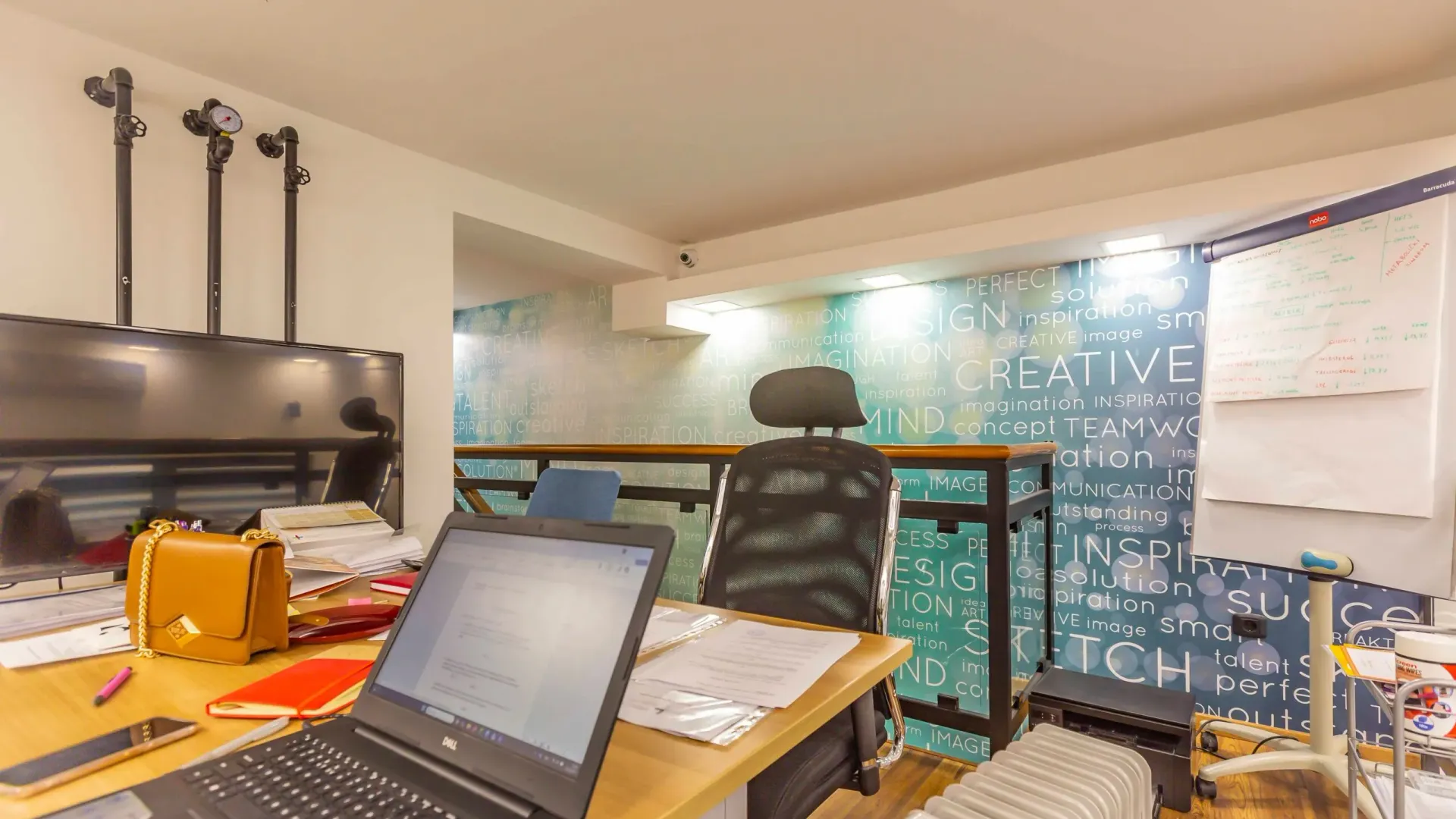 Rent, office space, 43m², City Kej, Podgorica