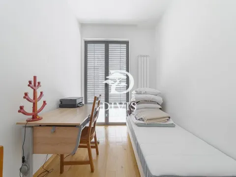 Prodaja, trosoban stan, 78m², Stari Grad, Beograd - image 20