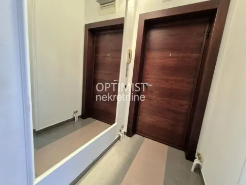 Rent, three bedroom apartment, 72m², Vračar Centar, Vračar Sve Podlokacije - image 14