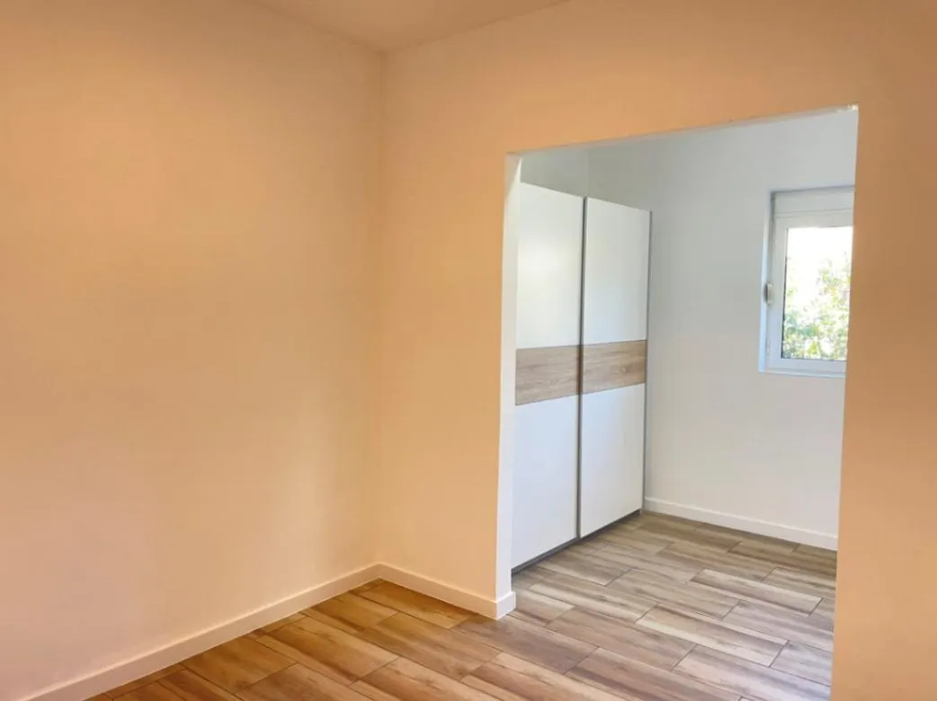 Prodaja, kuća, 187m², Dumidran, Tivat