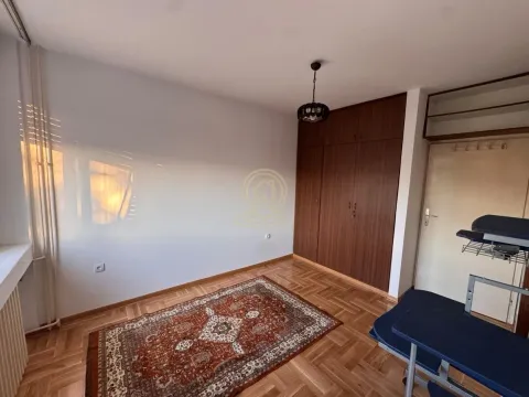 Izdavanje, trosoban stan, 78m², Kalenić Pijaca, Vračar Sve Podlokacije - image 15