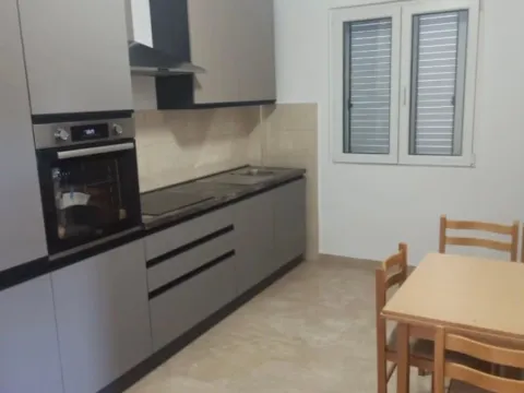 Sale, house, 200m², Zabjelo, Podgorica