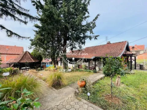 Sale, house, 340m², Knić, Srbija - image 10