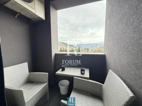 Izdavanje, dvosoban stan, 70m², Centar, Podgorica - image 13