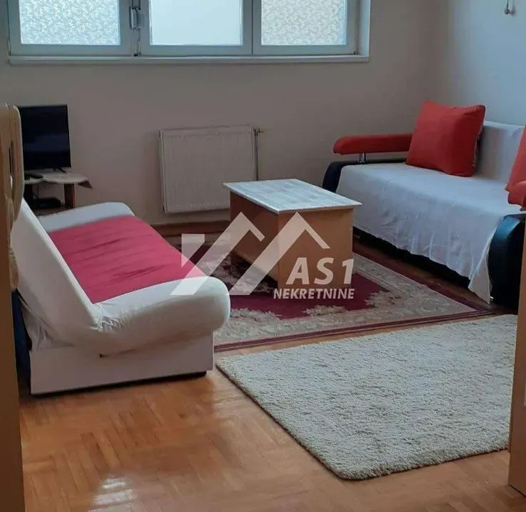 Izdavanje, jednosoban stan, 35m², Grbavica, Novi Sad Sve Podlokacije