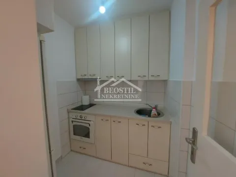 Izdavanje, trosoban stan, 65m², Novi Beograd Blok 21, Novi Beograd Sve Podlokacije - image 8