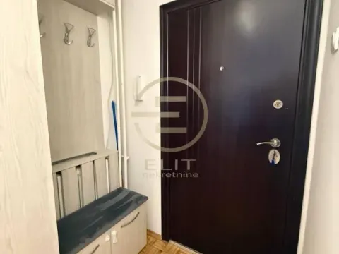 Rent, two bedroom apartment, 40m², Bulevar Oslobodjenja, Novi Sad Sve Podlokacije - image 15
