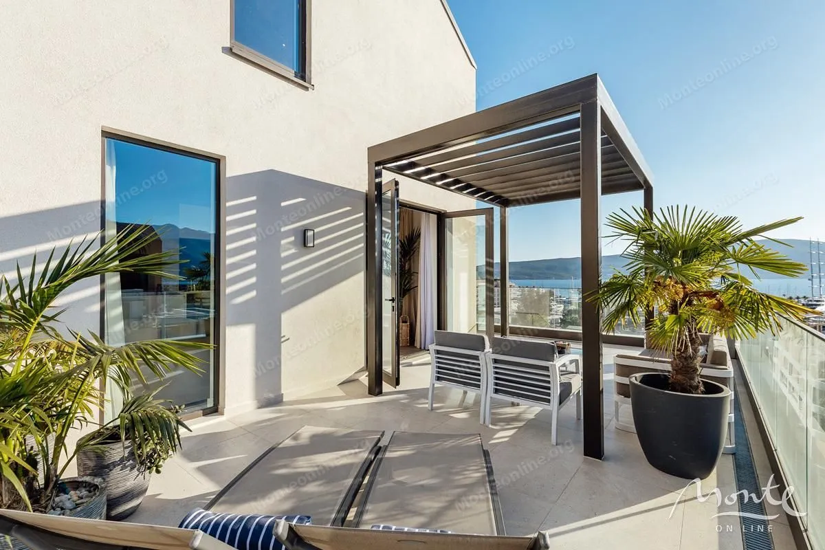 Prodaja, dvosoban stan, 179m², Porto Montenegro, Tivat