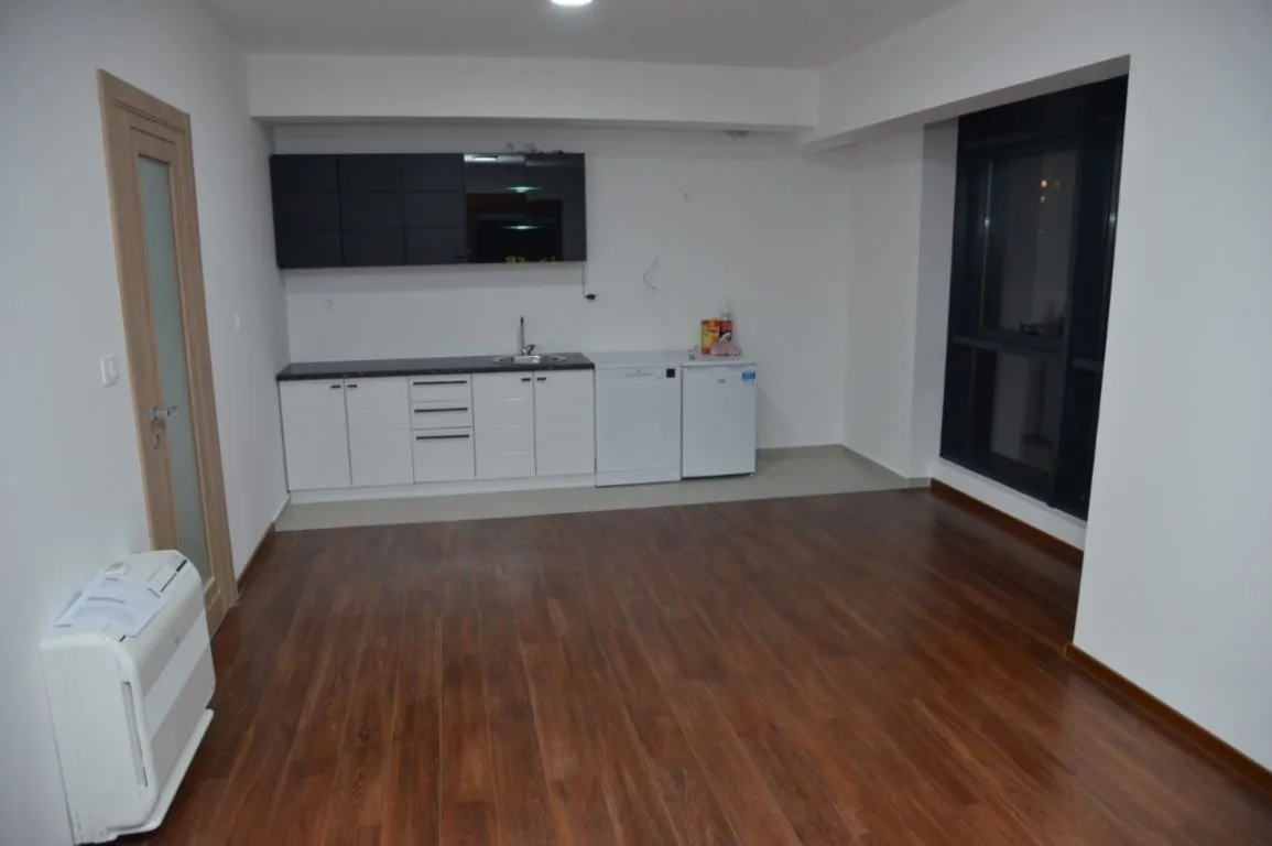 Rent, office space, 93m², City Kvart, Podgorica