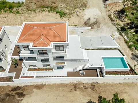 Prodaja, kuća, 318m², Reževići, Budva - image 65