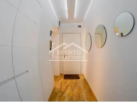 Izdavanje, trosoban stan, 60m², Stari Grad, Beograd - image 4