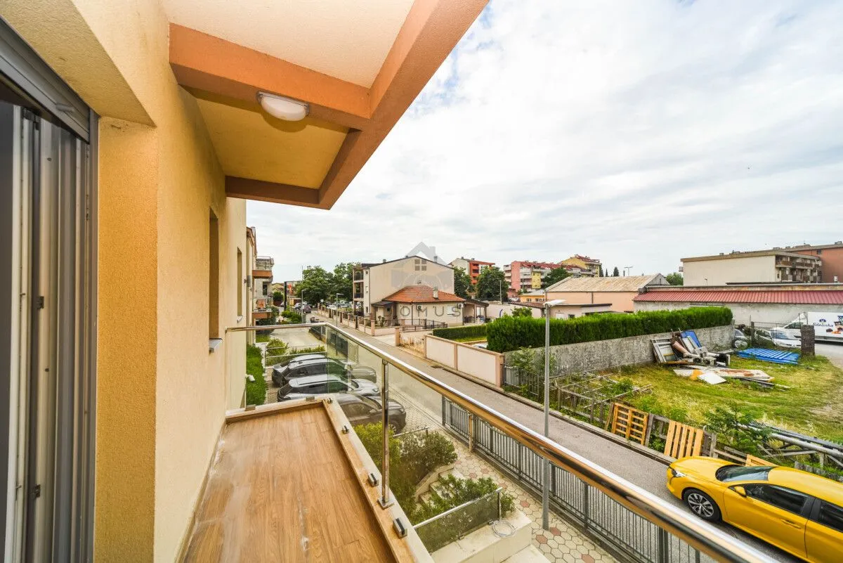 Izdavanje, trosoban stan, 77m², Zabjelo, Podgorica