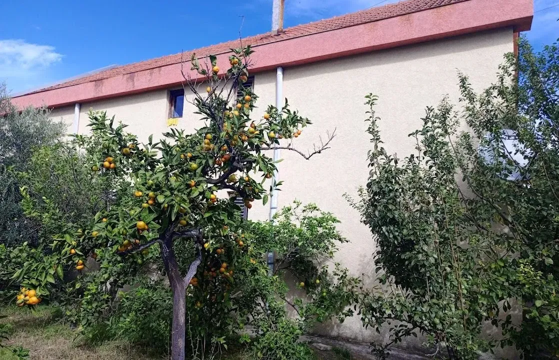 Prodaja, kuća, 270m², Polje, Bar