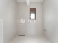 Prodaja, četvorosoban stan, 221m², Vezirov Most, Podgorica - image 5