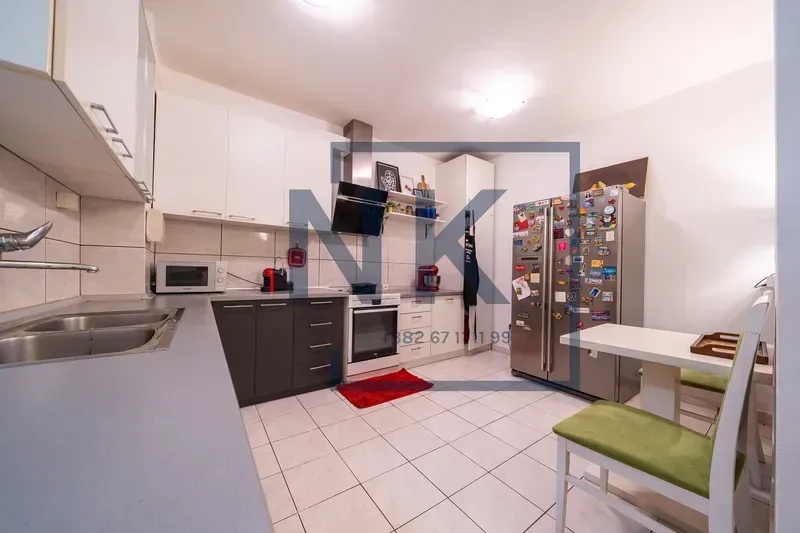 Rent, three bedroom apartment, 120m², Gorica C, Podgorica