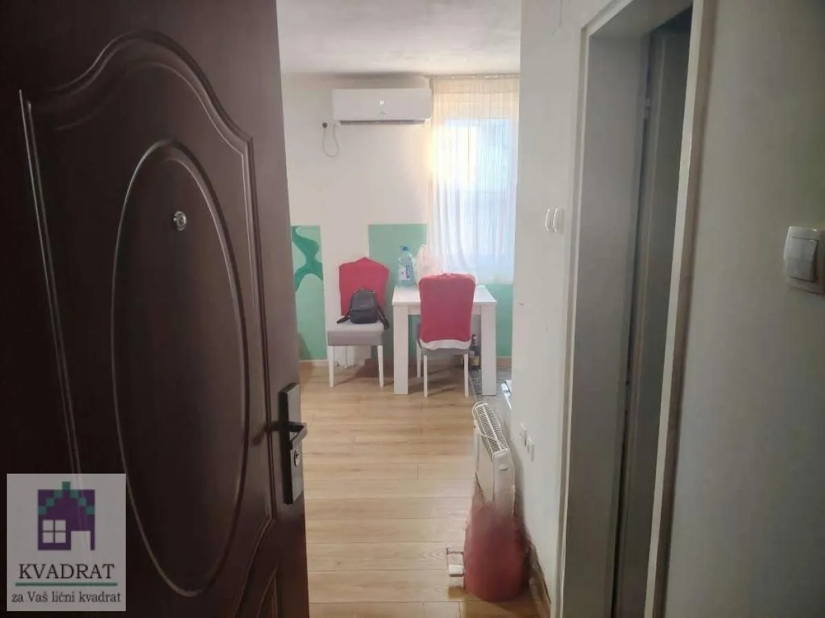 Prodaja, jednosoban stan, 29m², Salajka, Novi Sad Sve Podlokacije