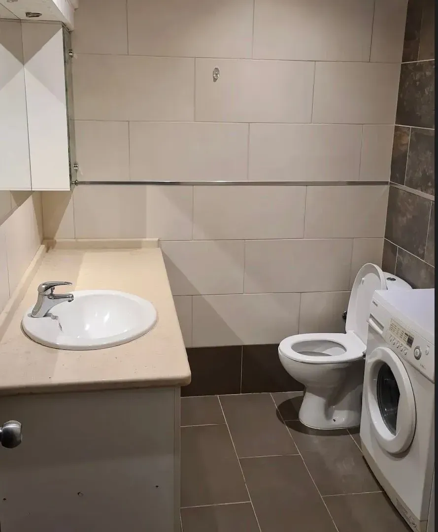 Izdavanje, dvosoban stan, 55m², Vračar Sve Podlokacije, Beograd