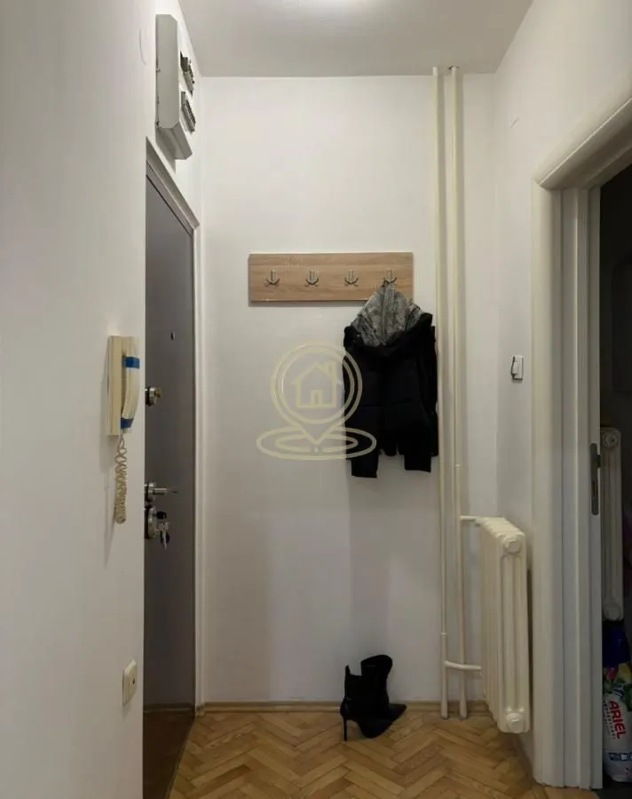 Prodaja, jednosoban stan, 43m², Bulevar Oslobodjenja, Novi Sad Sve Podlokacije